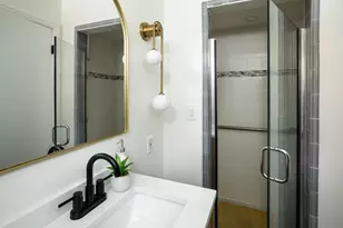 559 Hilbar Ln, Palo Alto, CA 94303 - Photo 11