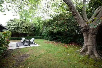 559 Hilbar Ln, Palo Alto, CA 94303 - Photo 21