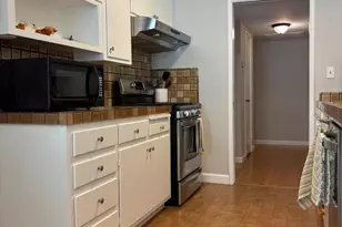 5660 Jacks Ln, Sacramento, CA 95822 - Photo 11