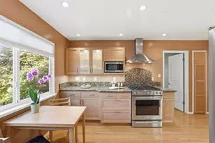 852 Peach Ave, Sunnyvale, CA 94087 - Photo 35