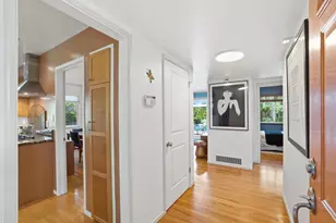 852 Peach Ave, Sunnyvale, CA 94087 - Photo 13