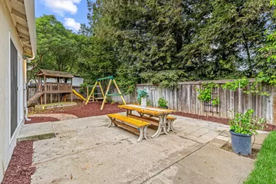 1300 Meadow Ct, Morgan Hill, CA 95037 - Photo 33