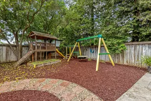 1300 Meadow Ct, Morgan Hill, CA 95037 - Photo 37