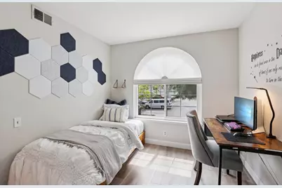 2890 Buena Crest Ct, San Jose, CA 95121 - Photo 19