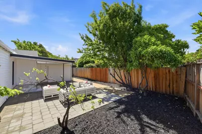 2383 Menalto Ave, East Palo Alto, CA 94303 - Photo 31
