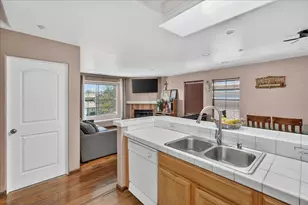 717 Las Casitas Dr, Salinas, CA 93905 - Photo 15