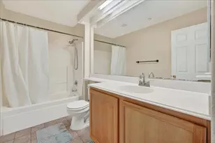 717 Las Casitas Dr, Salinas, CA 93905 - Photo 25