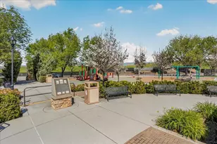 218 William Manly St 2, San Jose, CA 95136 - Photo 49