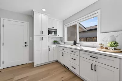 4533 Doyle Rd, San Jose, CA 95129 - Photo 7