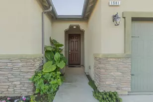 1581 Panorama Dr, Hollister, CA 95023 - Photo 3