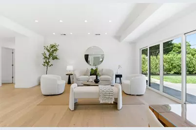 1073 Celilo Dr, Sunnyvale, CA 94087 - Photo 19