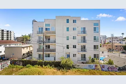 1055 S Serrano Ave 305, Los Angeles, CA 90006 - Photo 43