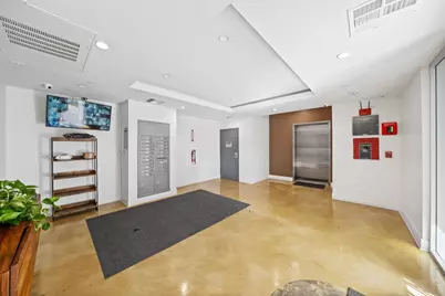 1055 S Serrano Ave 305, Los Angeles, CA 90006 - Photo 29
