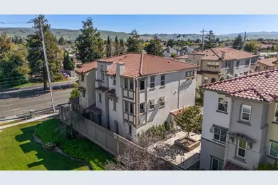 4023 Clydesdale Cmn, Fremont, CA 94555 - Photo 3