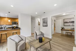 2051 Edgegate Dr, San Jose, CA 95122 - Photo 11