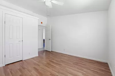 500 W 10th St 119, Gilroy, CA 95020 - Photo 13