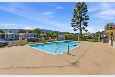 500 W 10th St 119, Gilroy, CA 95020 - Photo 25