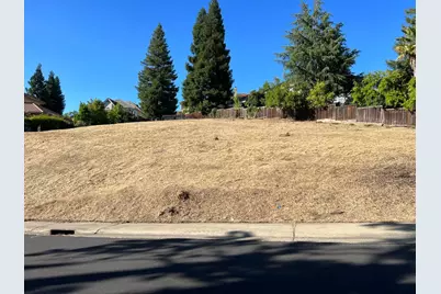 102 Black Gold Ln, Folsom, CA 95630 - Photo 5