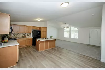 3837 Moana Way 31, Modesto, CA 95355 - Photo 17