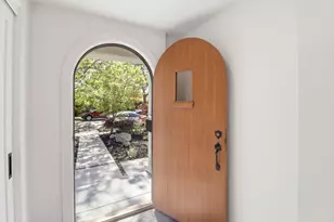 445 Iris St, Redwood City, CA 94062 - Photo 3