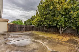 1030 Locust St, San Jose, CA 95110 - Photo 27