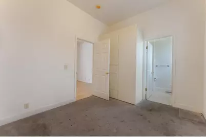 1030 Locust St, San Jose, CA 95110 - Photo 9