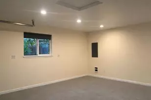 1090 White Dr, Santa Clara, CA 95051 - Photo 27