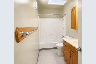 1090 White Dr, Santa Clara, CA 95051 - Photo 17