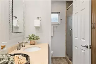 811 Daffodil Way, San Jose, CA 95117 - Photo 17