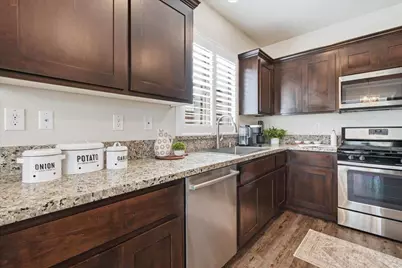 2208 Provincetown Way, Roseville, CA 95747 - Photo 17