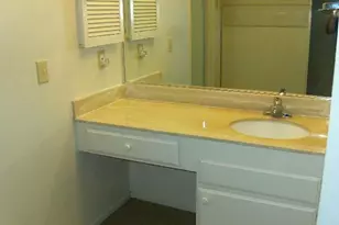 1253 Los Olivos Dr 5, Salinas, CA 93901 - Photo 23