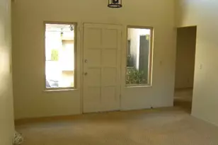 1253 Los Olivos Dr 5, Salinas, CA 93901 - Photo 7