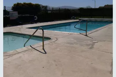 1253 Los Olivos Dr 5, Salinas, CA 93901 - Photo 31