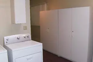 1253 Los Olivos Dr 5, Salinas, CA 93901 - Photo 15