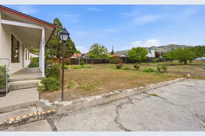 3641 McKee Rd, San Jose, CA 95127 - Photo 7