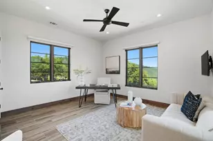 19534 Montevina Rd, Los Gatos, CA 95033 - Photo 23