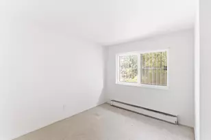 141 Marlin Ct, San Francisco, CA 94124 - Photo 17