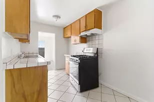 141 Marlin Ct, San Francisco, CA 94124 - Photo 5