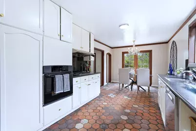 14175 Douglass Ln, Saratoga, CA 95070 - Photo 15