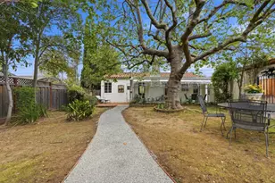 14175 Douglass Ln, Saratoga, CA 95070 - Photo 33