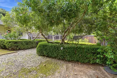 14175 Douglass Ln, Saratoga, CA 95070 - Photo 41