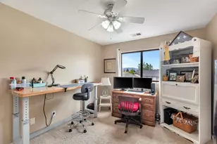 1951 Calistoga Dr, Hollister, CA 95023 - Photo 27