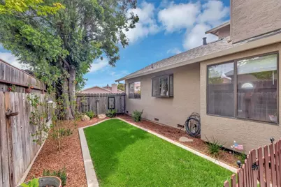 1951 Calistoga Dr, Hollister, CA 95023 - Photo 49