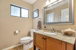 1951 Calistoga Dr, Hollister, CA 95023 - Photo 43