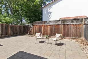 190 Granada Dr, Mountain View, CA 94043 - Photo 31