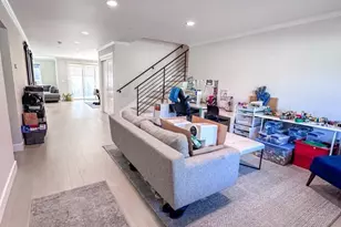 74 Cedar St, San Carlos, CA 94070 - Photo 3