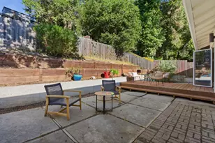 10910 Glen Artney St, Oakland, CA 94605 - Photo 55