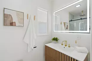 10910 Glen Artney St, Oakland, CA 94605 - Photo 39