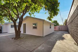 734 Lakewood Dr, Sunnyvale, CA 94089 - Photo 31