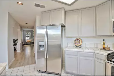 309 Village Cir, Santa Cruz, CA 95060 - Photo 11